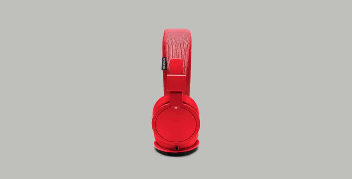 rofile view of the stylish headphones Plattan ADV Wireless in red.