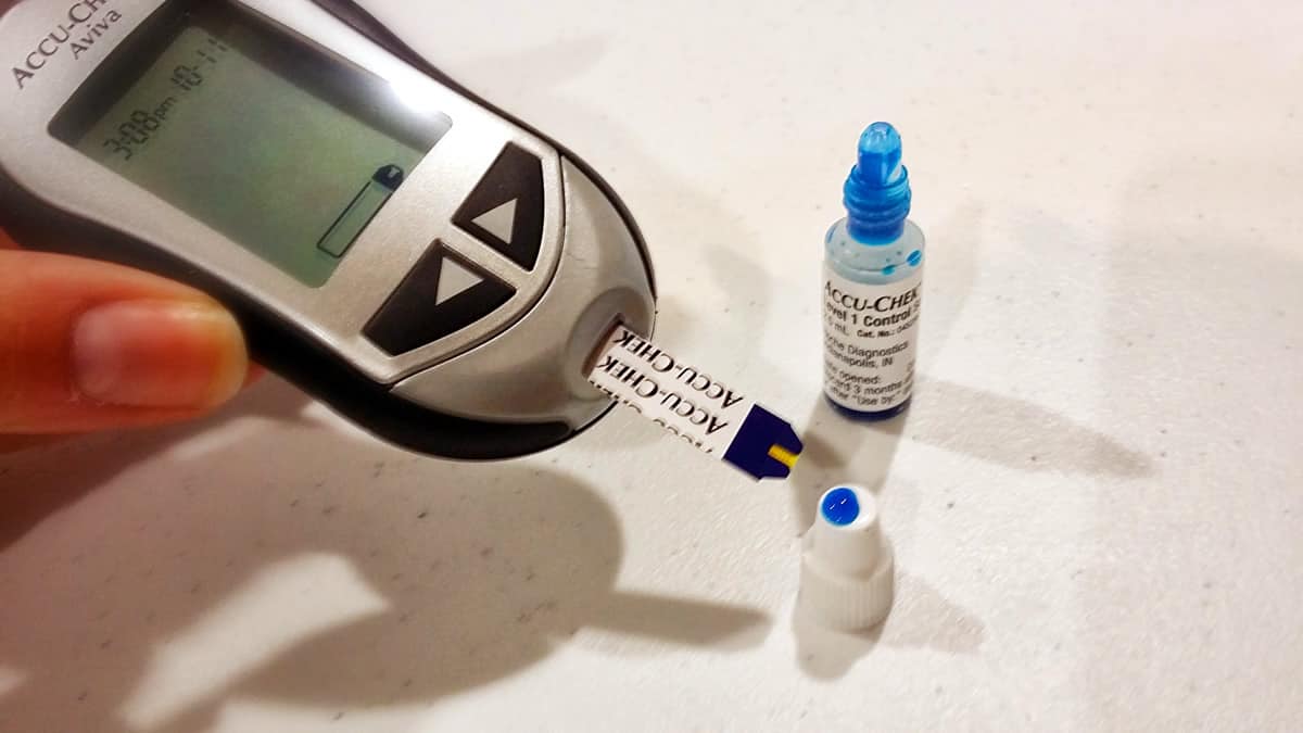 A close-up photo of a traditional glucose test.