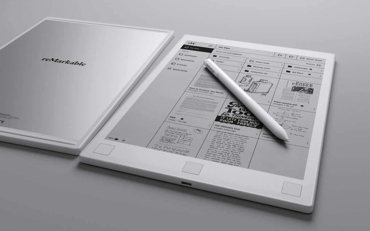 A photo of the reMarkable tablet and accompanying stylus.